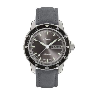 SINN 104 St Sa I A classic pilot watch